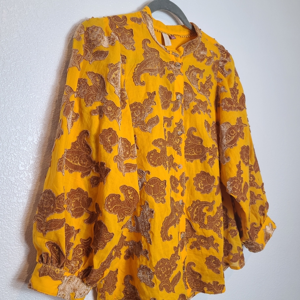 Anthropologie Pilcro Velvet Floral Appliqued Blouse Top In Gold Yellow - Picture 5 of 9
